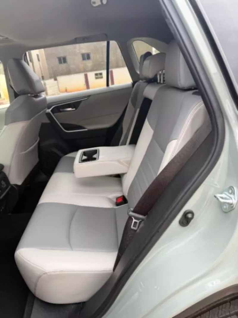 TOYOTA RAV 4   - 2019