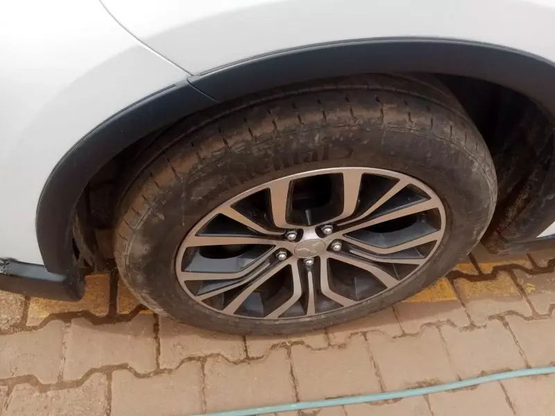 Mitsubishi OUTLANDER   - 2016