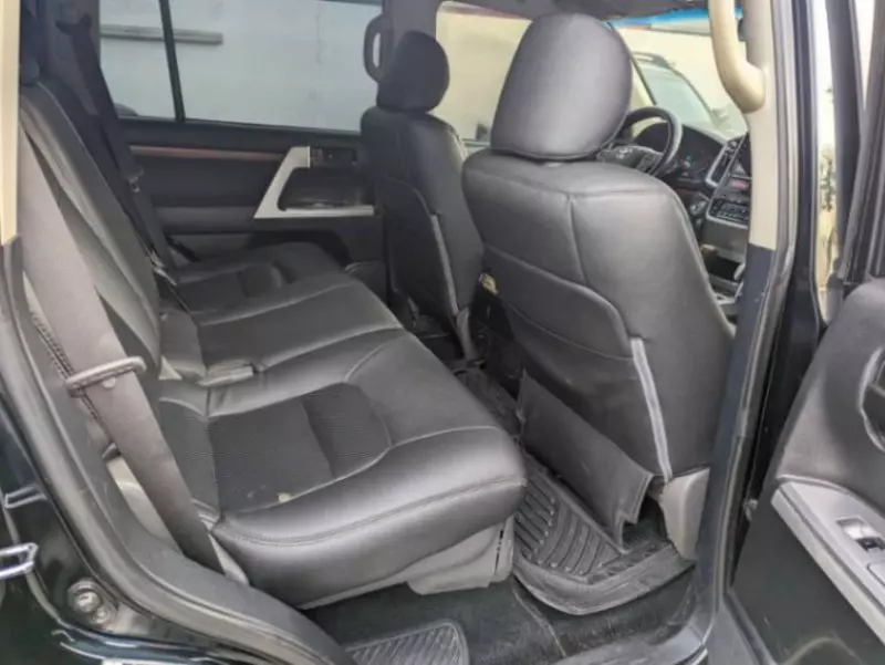 Toyota Land Cruiser   - 2013