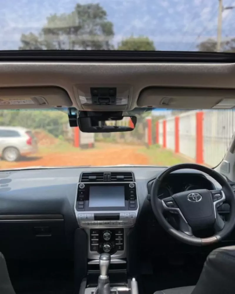 TOYOTA Landcruiser Prado   - 2018