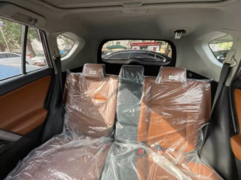 Toyota RAV4   - 2018