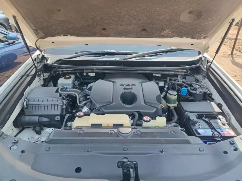 TOYOTA Land Cruiser - 2018