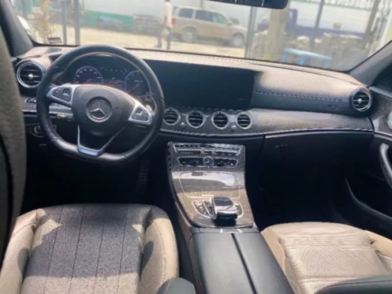 Mercedes-Benz E-Class - 2018