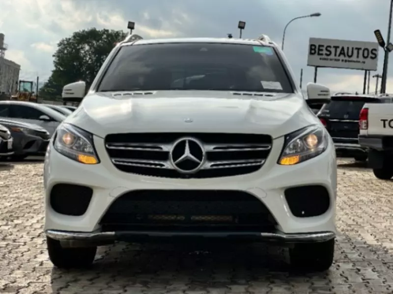 Mercedes-Benz GLE-Class   - 2016