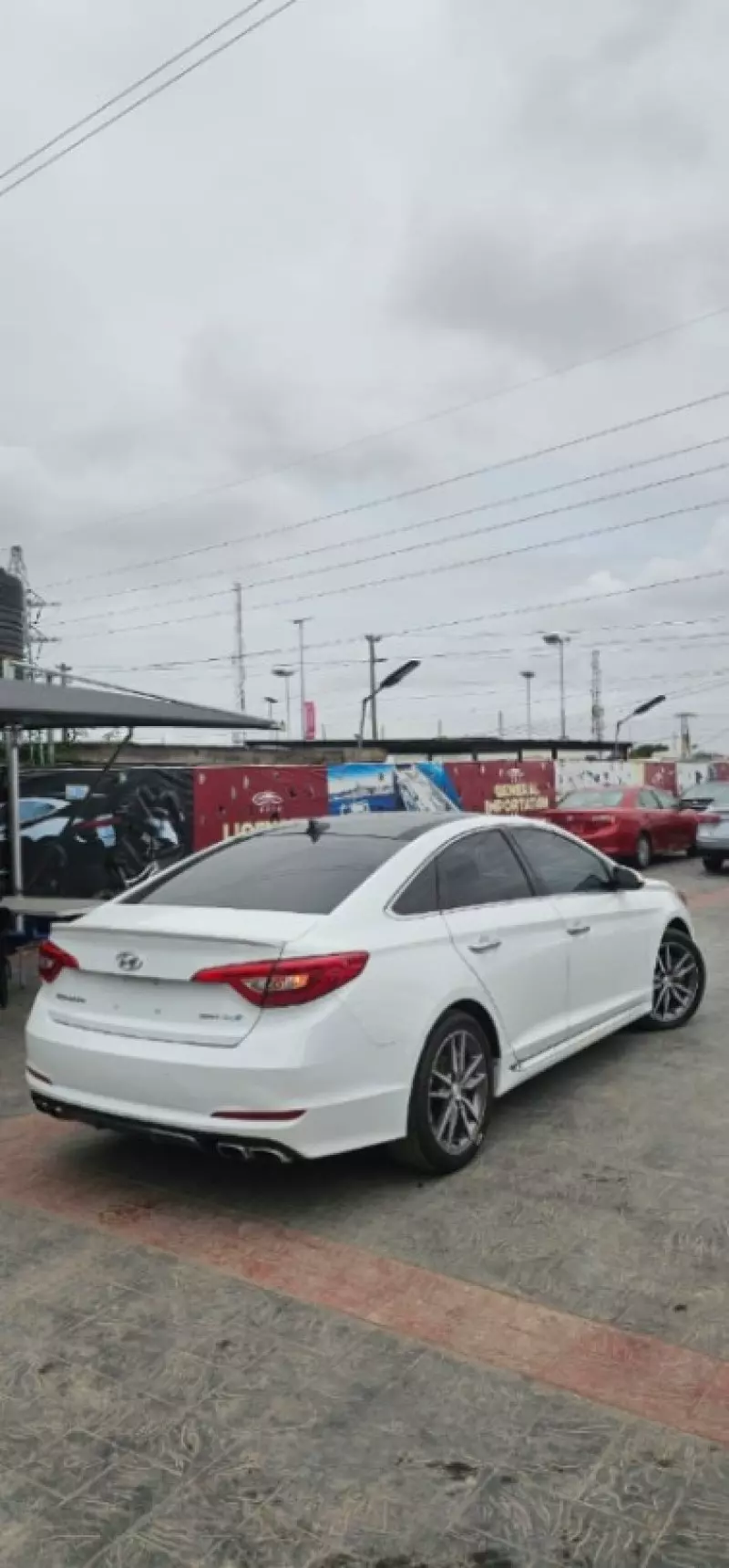 Hyundai Sonata   - 2015