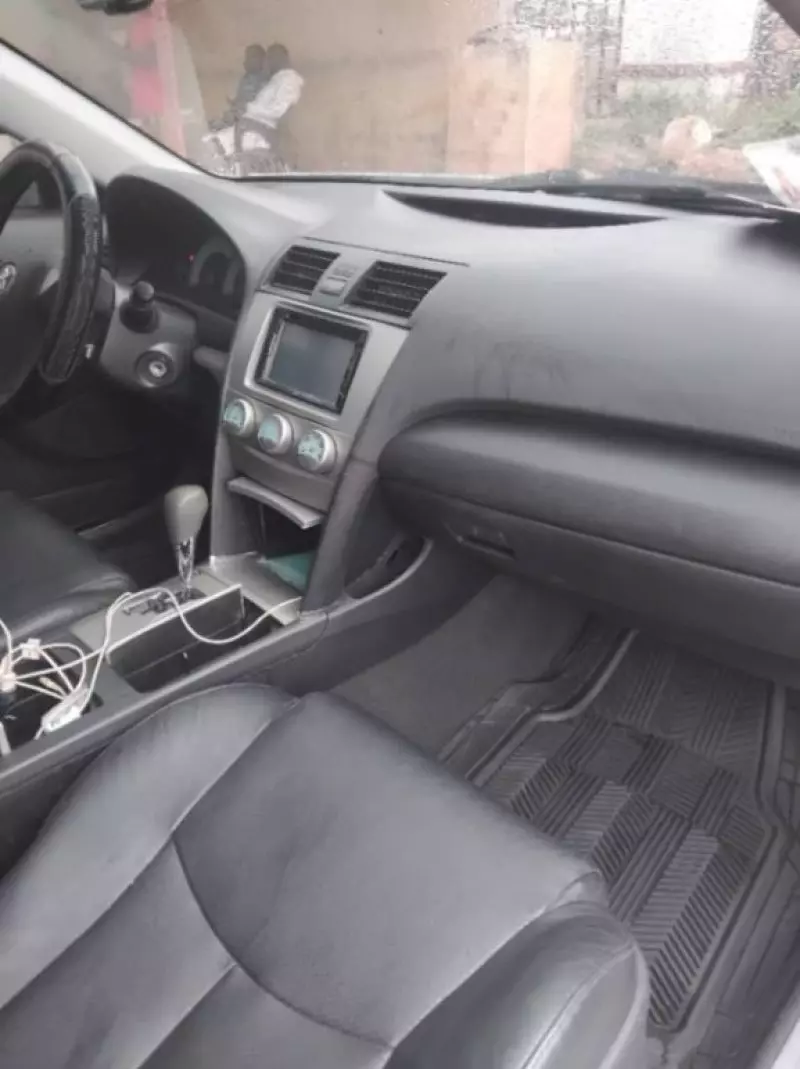 Toyota Camry   - 2007
