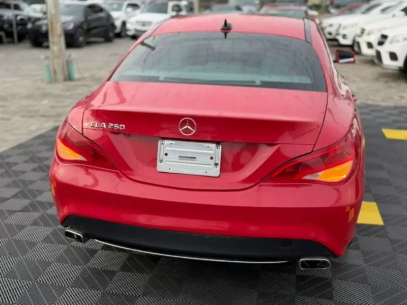 Mercedes-Benz CLA-Class   - 2015