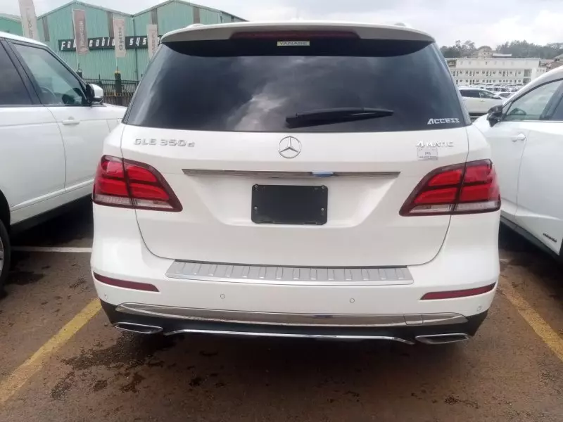 Mercedes-Benz GLE 350   - 2002
