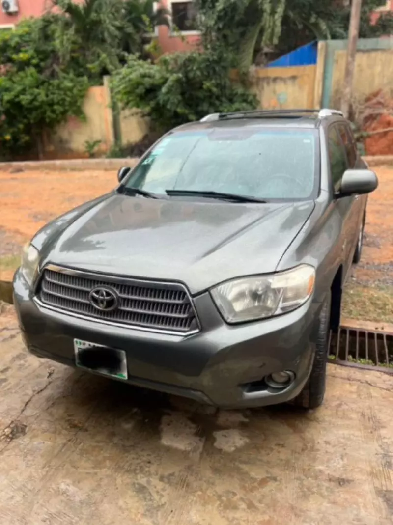 TOYOTA Highlander   - 2009