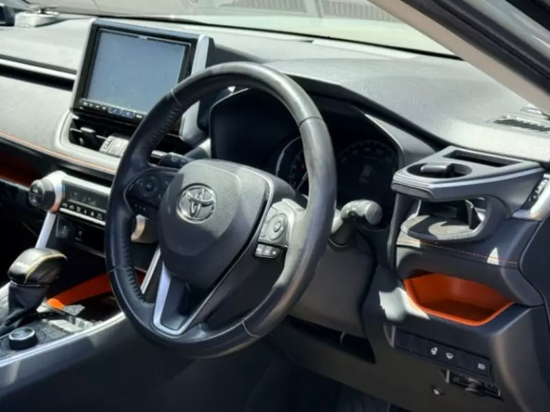 Toyota RAV 4   - 2020