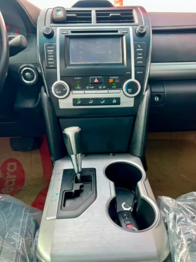 TOYOTA Camry   - 2014