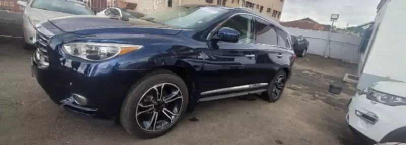 Infiniti Q60   - 2015