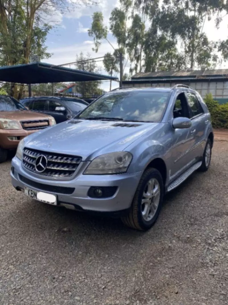 Mercedes-Benz E 320   - 2009