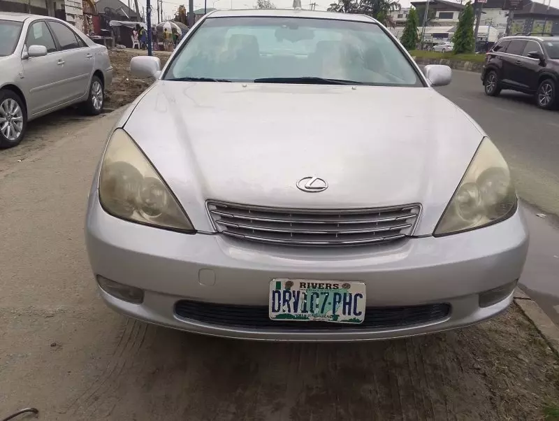 Lexus ES 330   - 2004