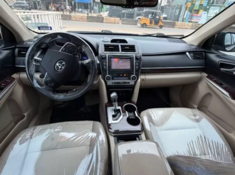 TOYOTA Camry   - 2014