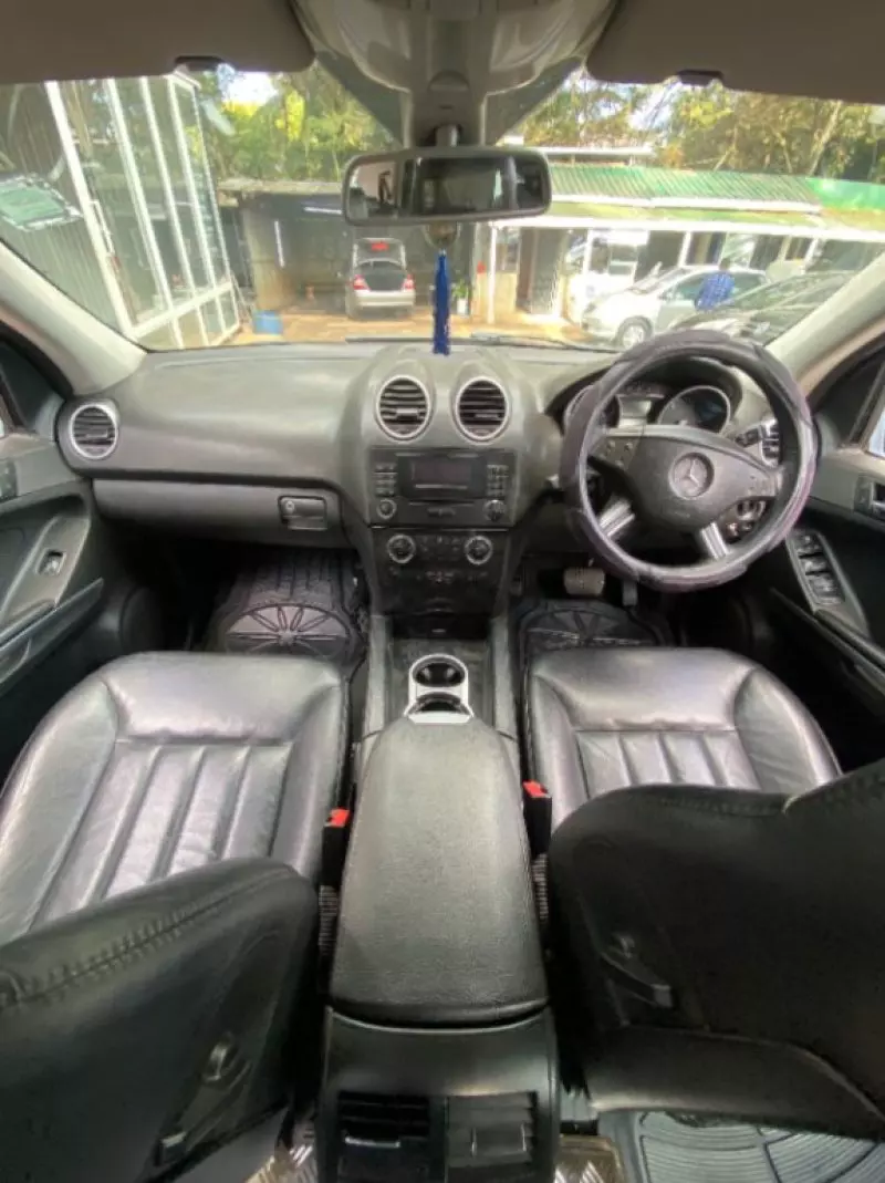 Mercedes-Benz E 320   - 2009