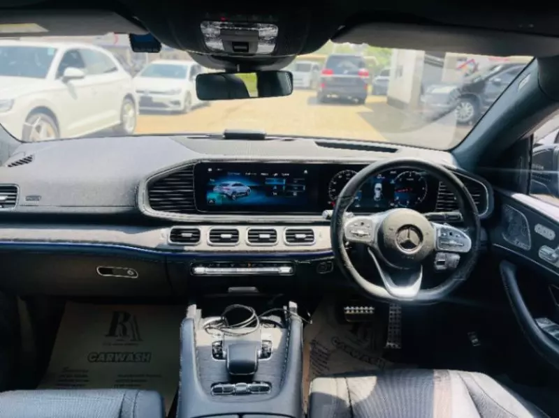 Mercedes-Benz GLE 400   - 2020