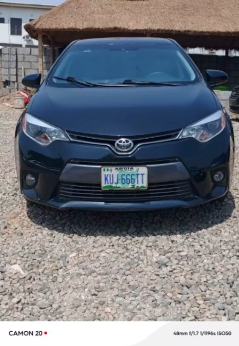 Toyota Corolla   - 2015