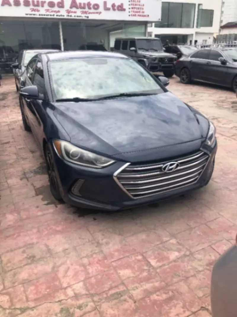 Hyundai Elantra   - 2017