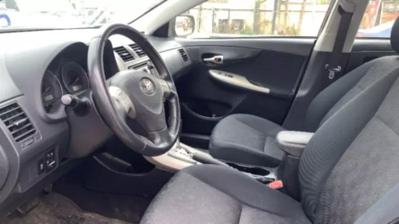 Toyota Corolla   - 2013