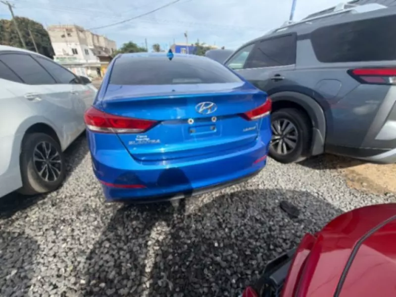 Hyundai Elantra   - 2017