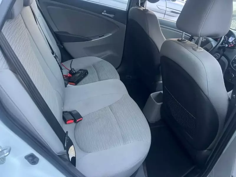 Hyundai Accent   - 2015
