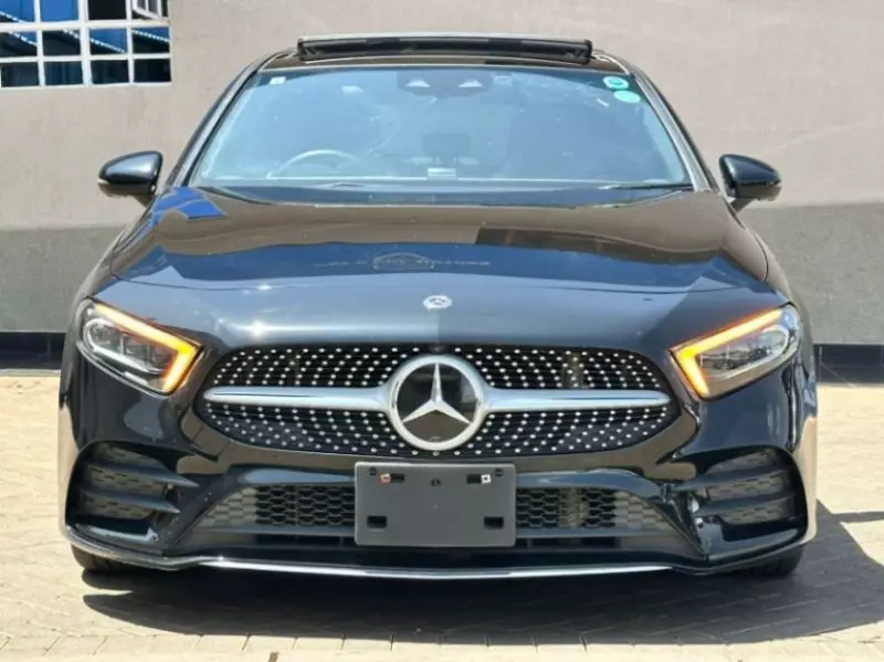 Mercedes-Benz A180   - 2019