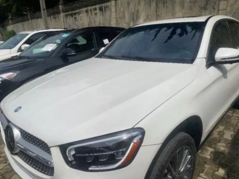 Mercedes-Benz GLC 300   - 2020