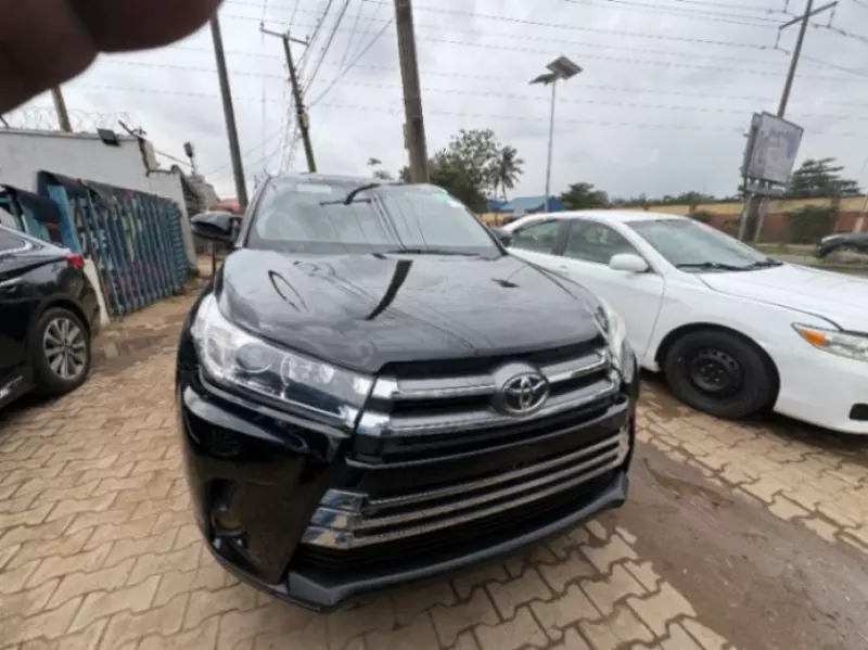 TOYOTA Highlander - 2019