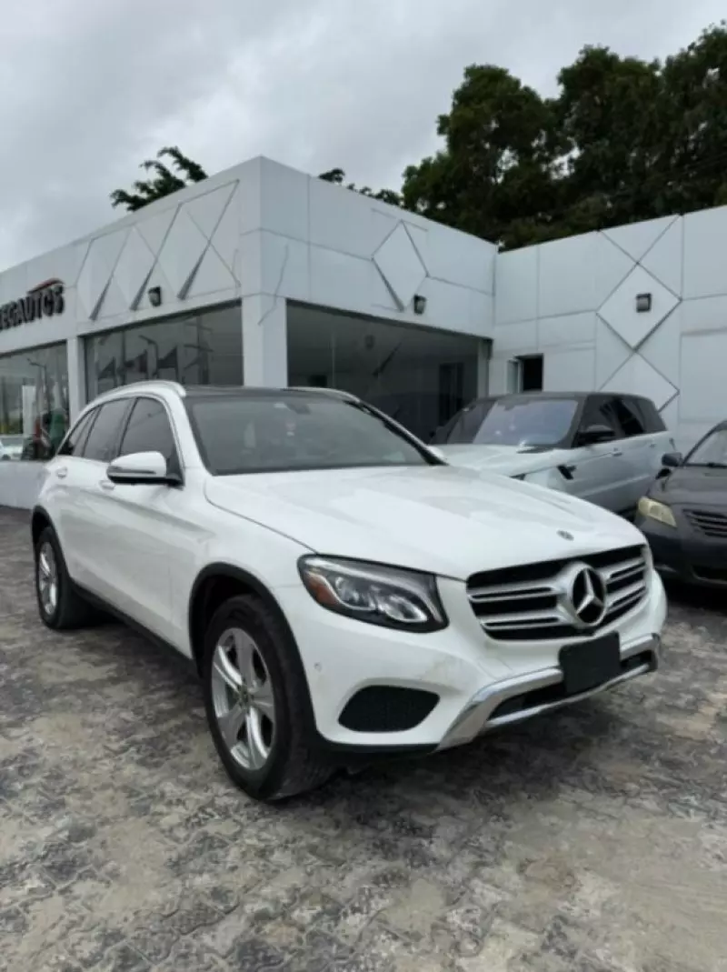 Mercedes-Benz GLC 300   - 2018