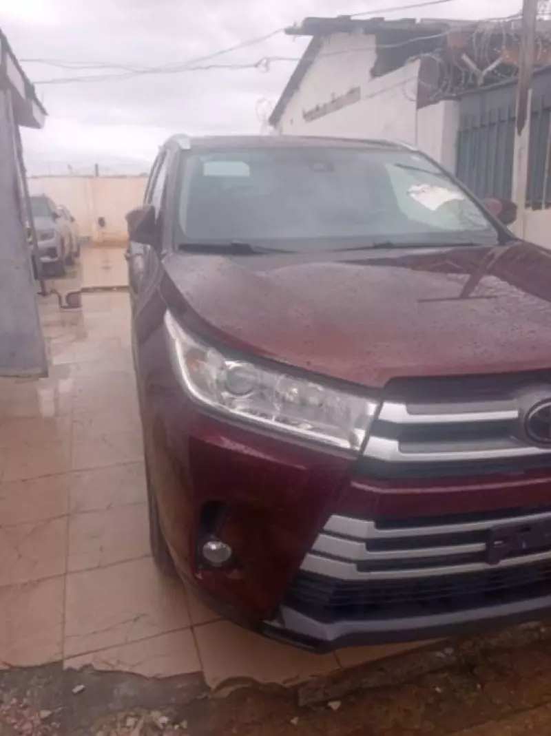 Toyota Highlander   - 2018