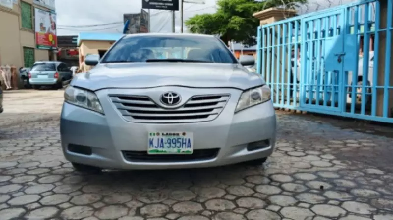 Toyota Camry   - 2007