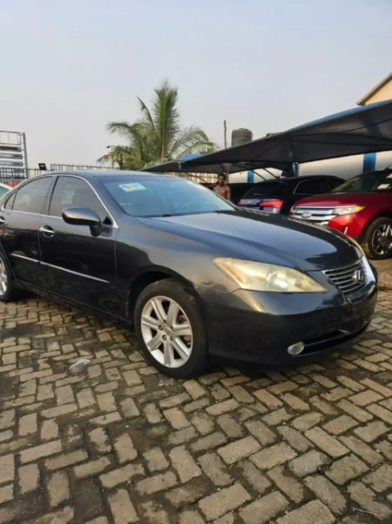 Lexus ES 350   - 2009