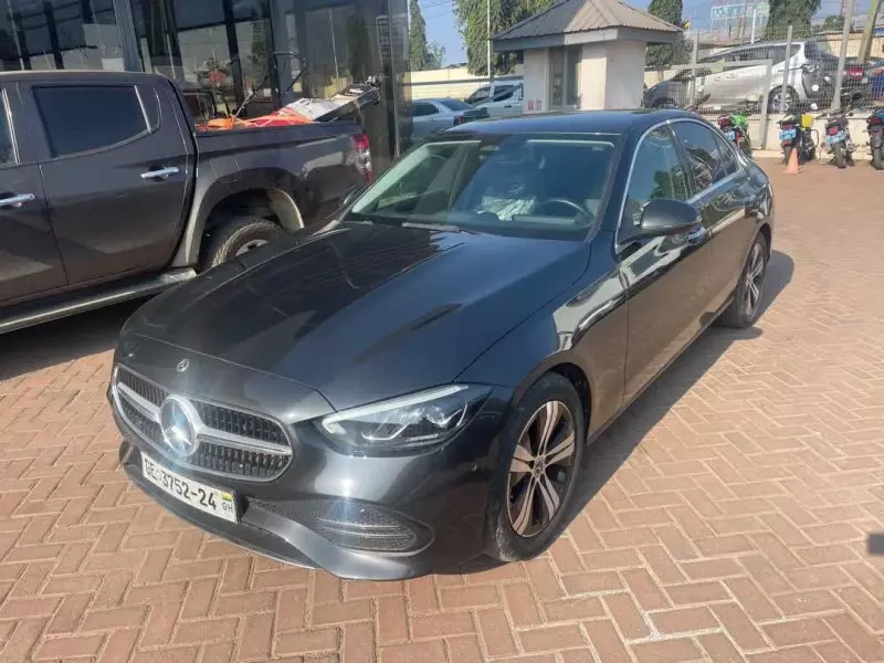 Mercedes-Benz C 180   - 2024