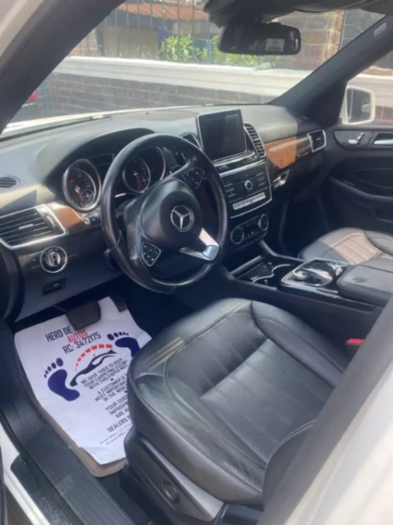 Mercedes-Benz 280   - 2016