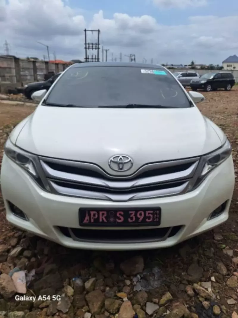 Toyota Venza   - 2013