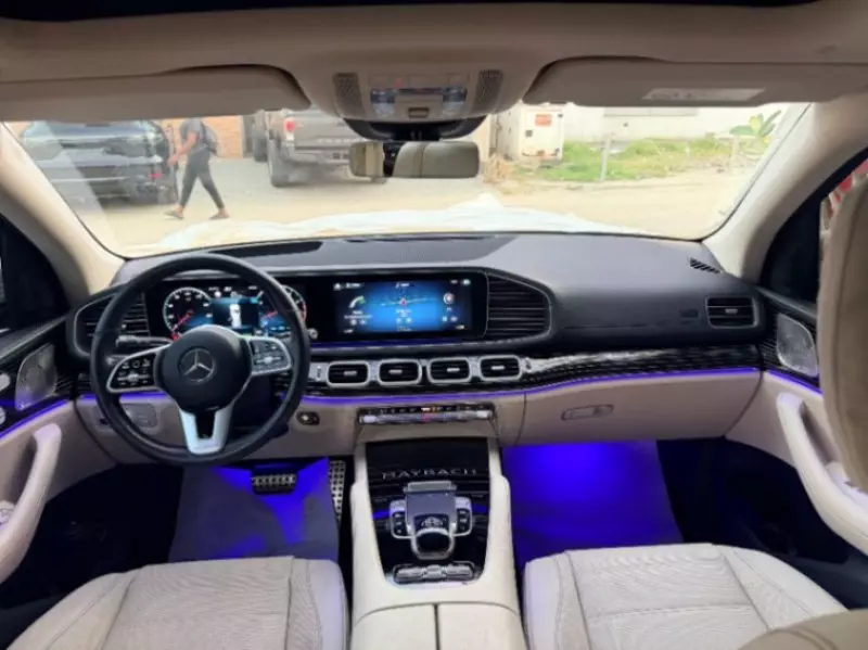 Mercedes-Benz GLS 600   - 2022