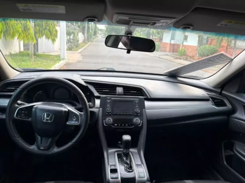 Honda Civic   - 2016
