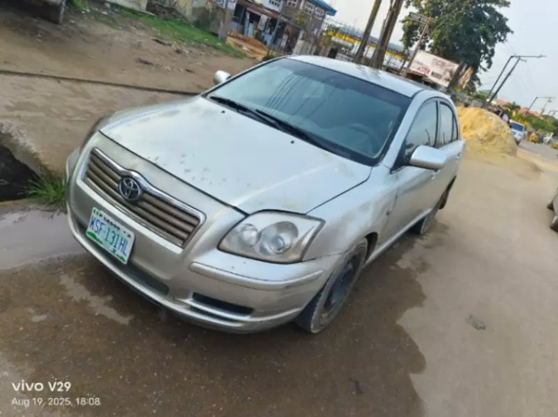 TOYOTA Avensis - 2008