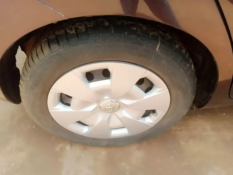 Toyota Ist    - 2012