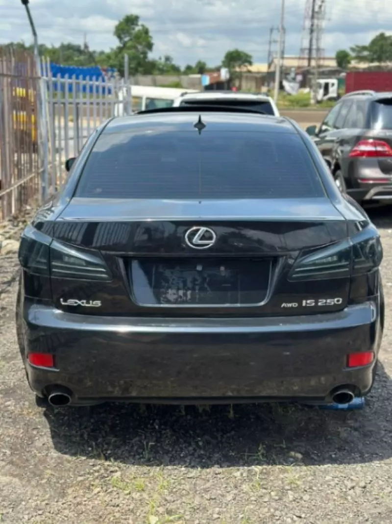 Lexus IS 250   - 2009