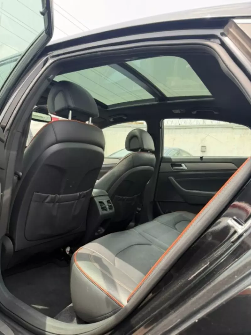Hyundai Sonata   - 2015