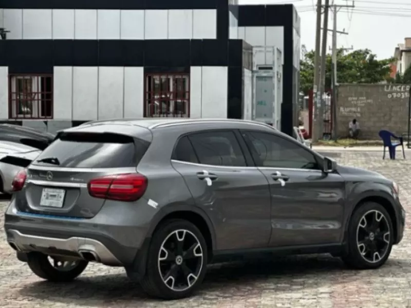 Mercedes-Benz CLA 250   - 2018