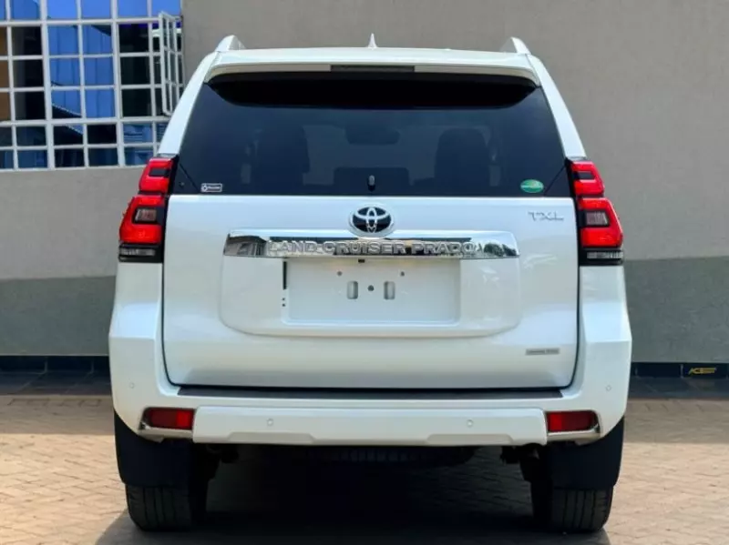 TOYOTA Prado - 2020