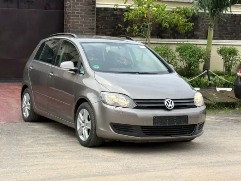 Volkswagen Golf Plus   - 2010