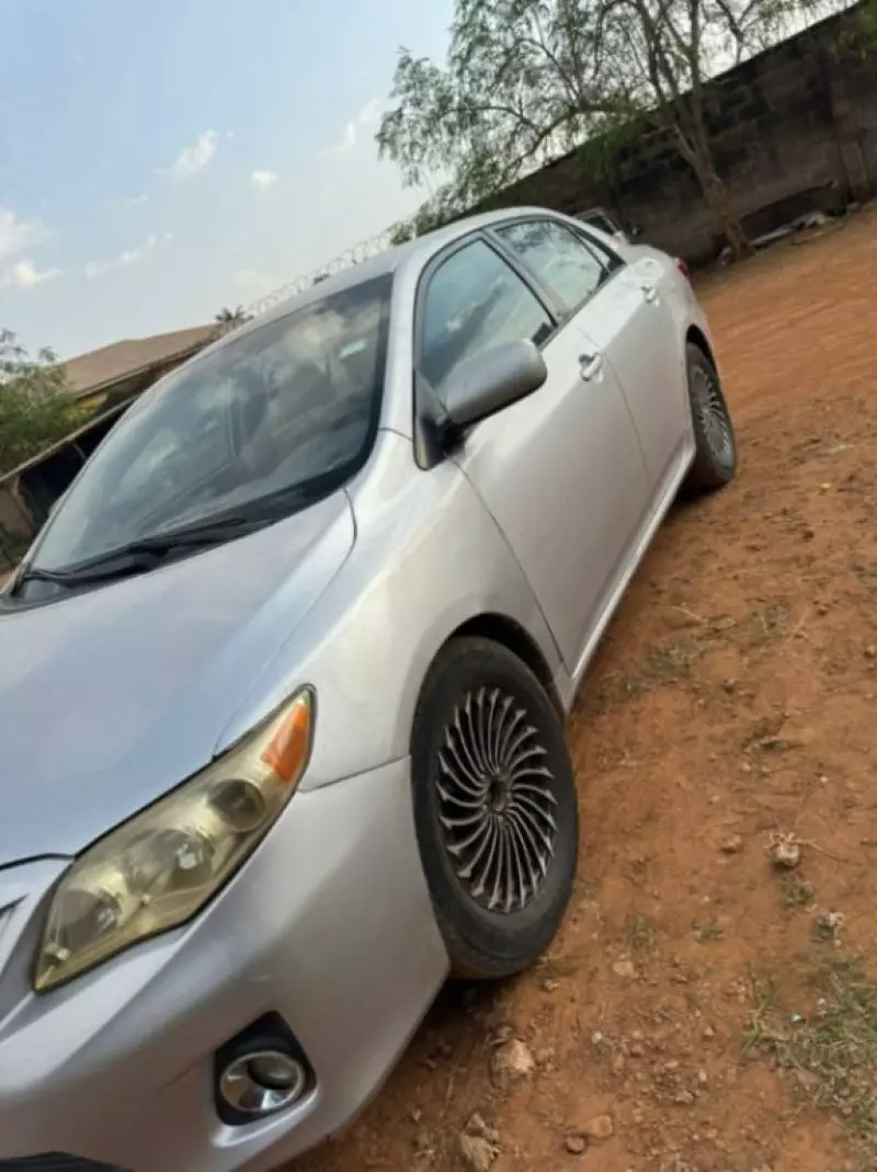 Toyota Corolla - 2011