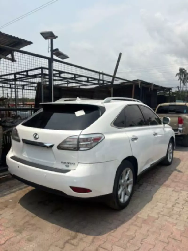 Lexus RX   - 2011