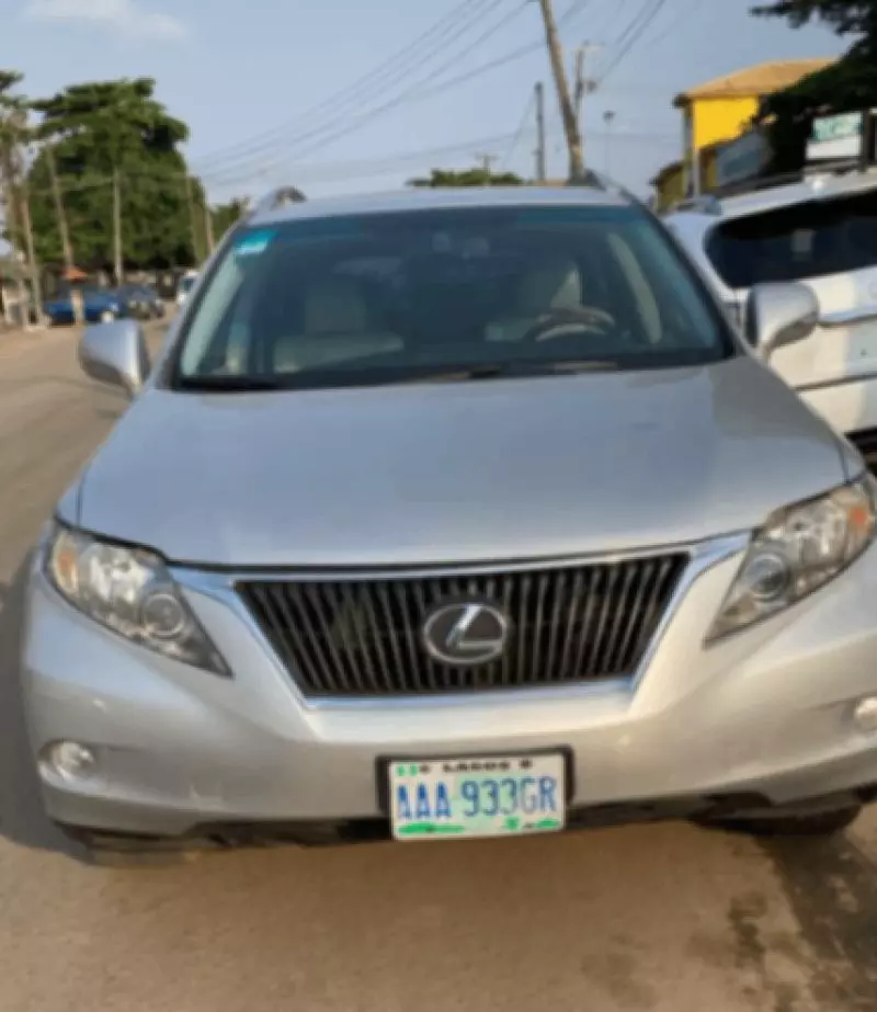 Lexus RX   - 2010