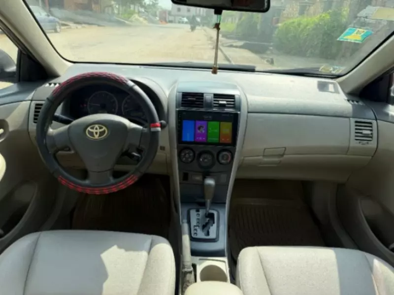 Toyota Corolla - 2009