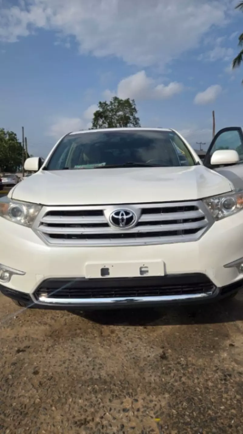 TOYOTA Highlander - 2013